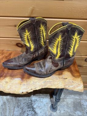 Women’s Johnny Ringo Brown Leather Western Boots with Yellow Stitching/ wax drip